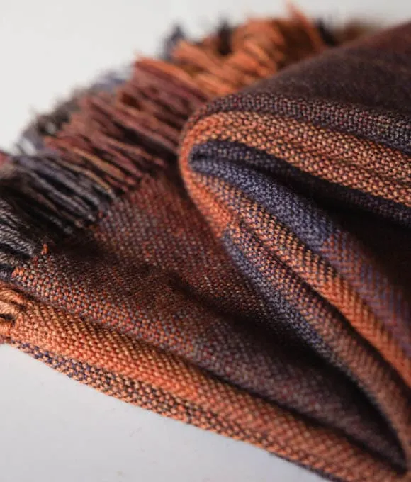 Cabin Blanket Weaving Kit / Warm
