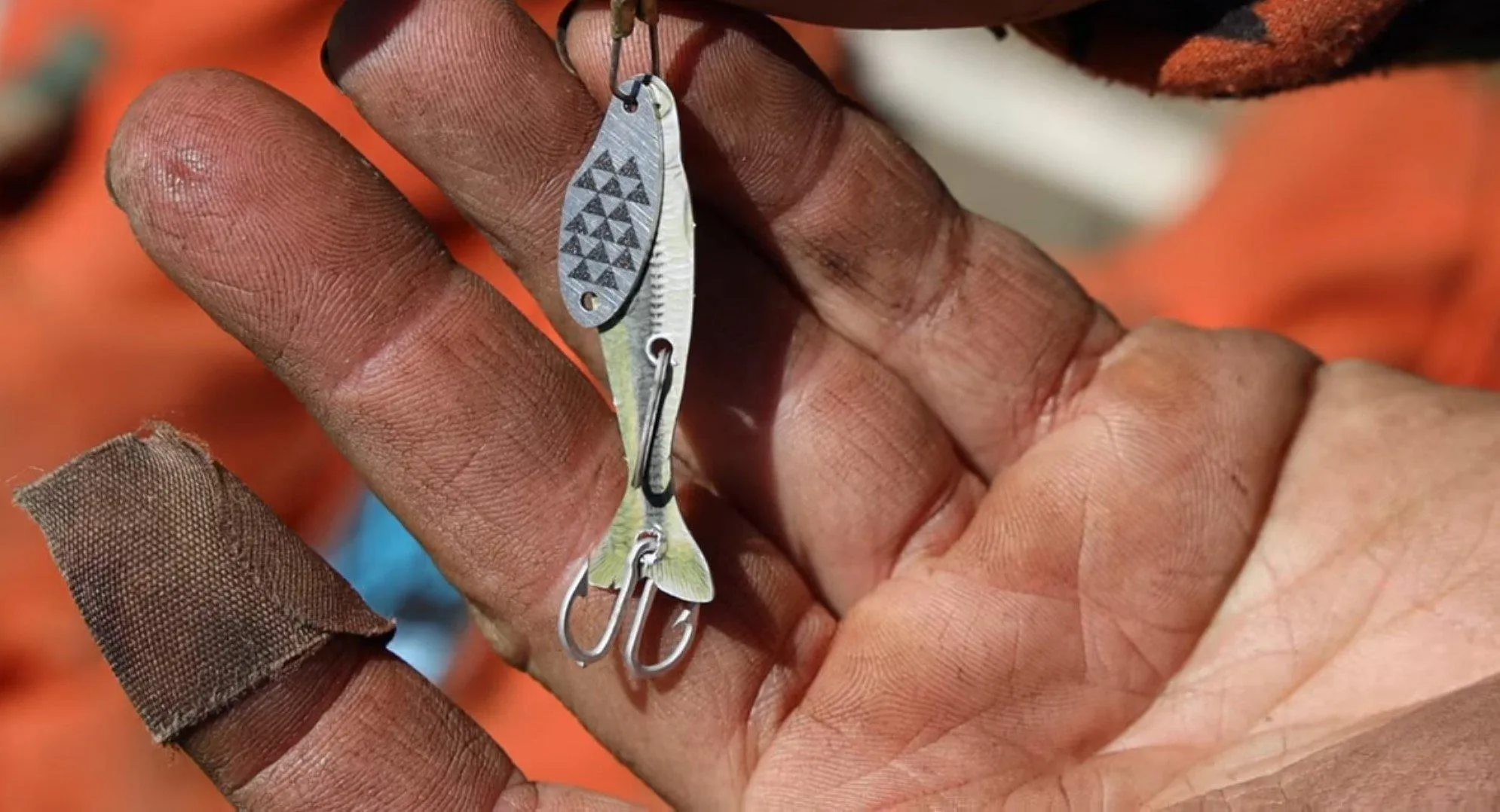 Fishing Lure Card - Fishing Credit Card Tool with Ultralight Lure Set