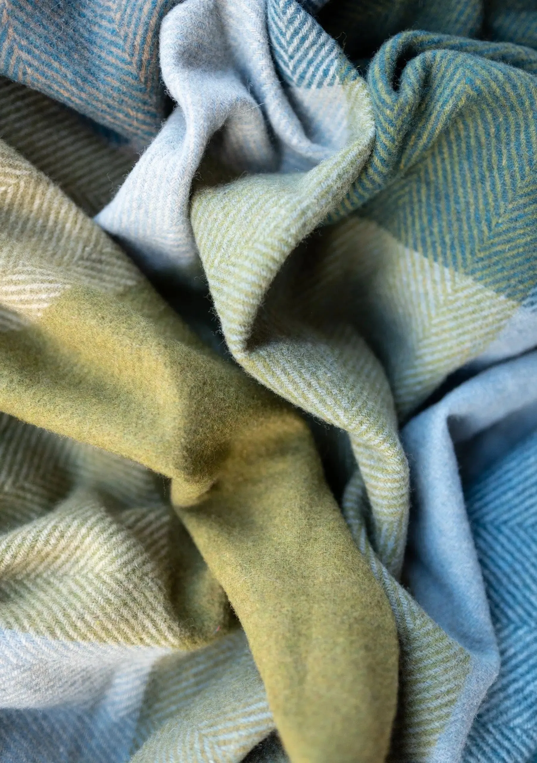 Large Check Blankets in Brushed Wool