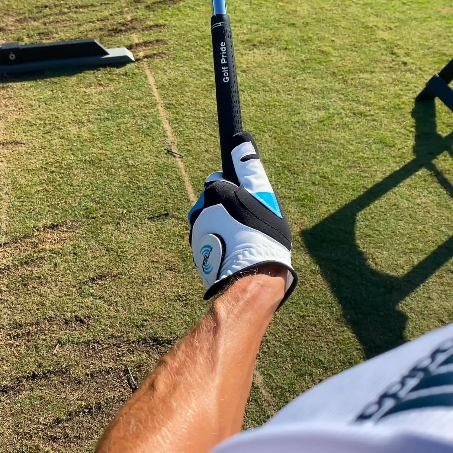 ME AND MY GOLF True Grip Training Golf Glove - Perfect Grip Every Swing, Includes Instructional Training Videos, Fix Your Slice and Improve Your Grip, Golf Gloves Men
