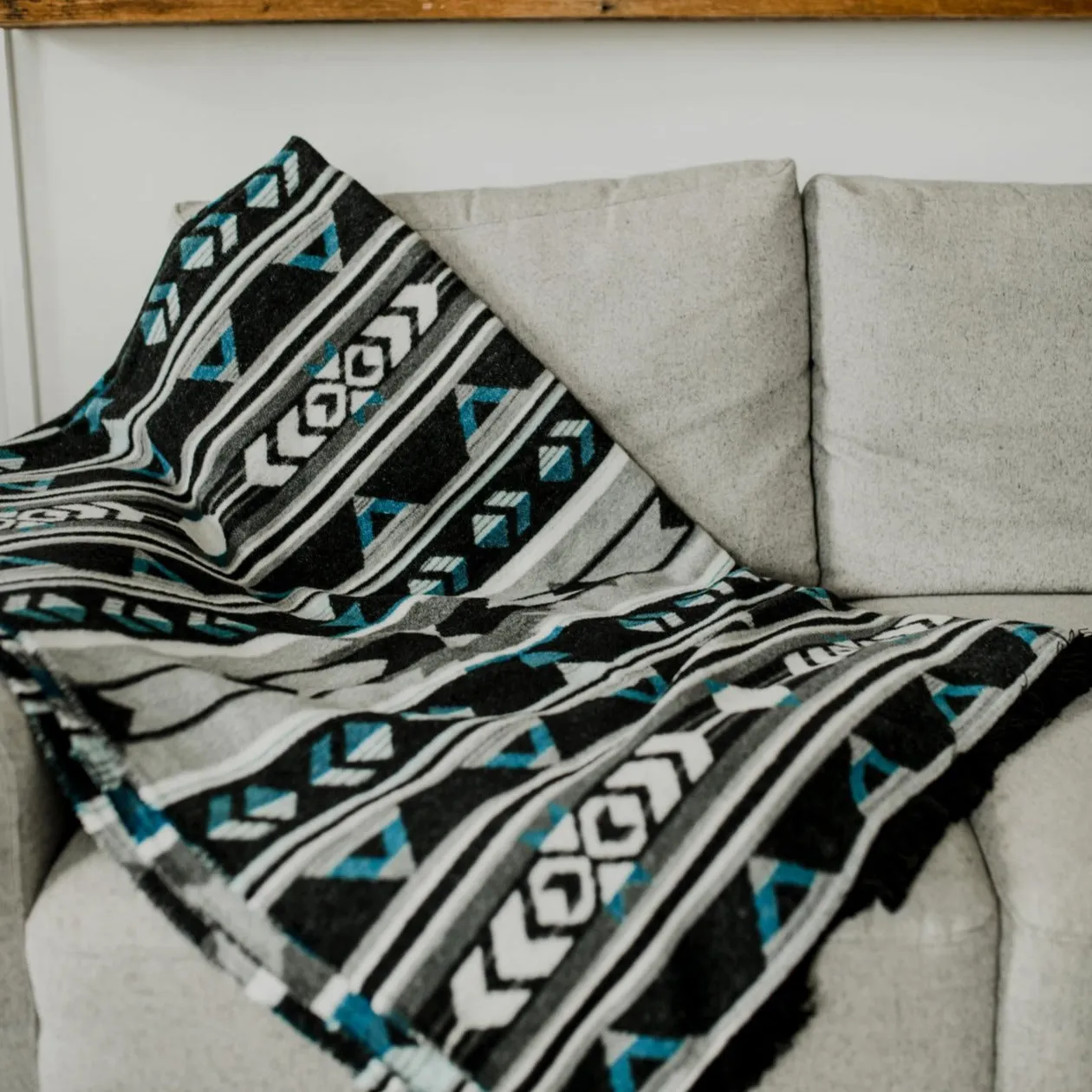 Storm Reversible Blanket
